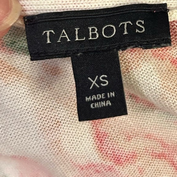 50% off w♥️ TALBOTS Woman Floral Print Stretch Knit Cardigan Sweater XS - Picture 4 of 5